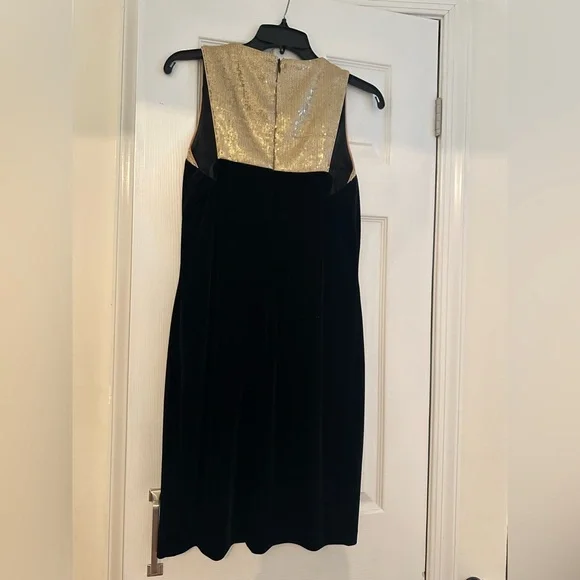 Gold sequin and black velvet dress - Picture 2 of 5